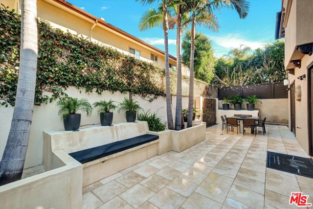 2517 Huntington Lane, Redondo Beach, California 90278, 4 Bedrooms Bedrooms, ,3 BathroomsBathrooms,Residential,For Sale,Huntington,25607911 2517 Huntington Lane, Redondo Beach, California 90278, 4 Bedrooms Bedrooms, ,3 BathroomsBathrooms,Residential,For Sale,Huntington,25607911