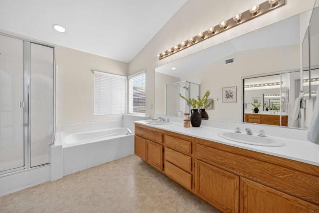 Detail Gallery Image 31 of 55 For 9783 Kika Ct, San Diego,  CA 92129 - 3 Beds | 2/1 Baths