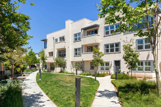 5402 Sand Arch Ln 199, San Diego CA: https://media.crmls.org/mediaz/f19c955a-3587-4218-a1ba-1c930c6618ef.jpg