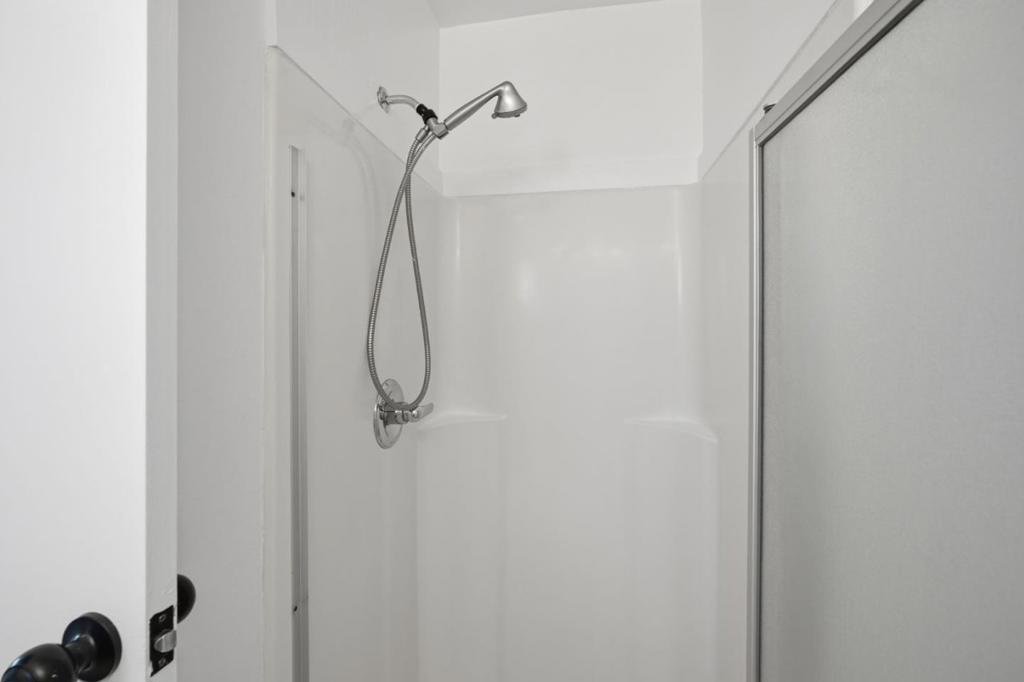 https://media.crmls.org/mediaz/f19e7bfc-dc86-4475-a741-3bc4f47b3449.jpg?preset=X-Large