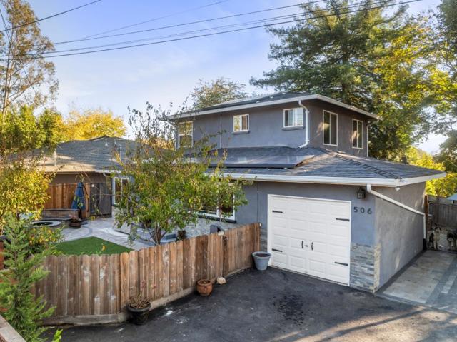 506 Soquel San Jose Road, Soquel CA: https://media.crmls.org/mediaz/f19e7c80-4799-42d3-ae97-272d8e75d13c.jpg