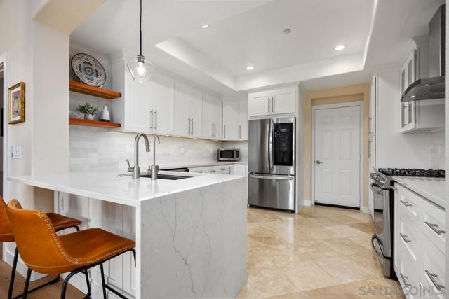 2045 Silverado St, San Marcos CA: https://media.crmls.org/mediaz/f19ed87c-7ac0-4db6-8684-914c4dcae7da.jpg