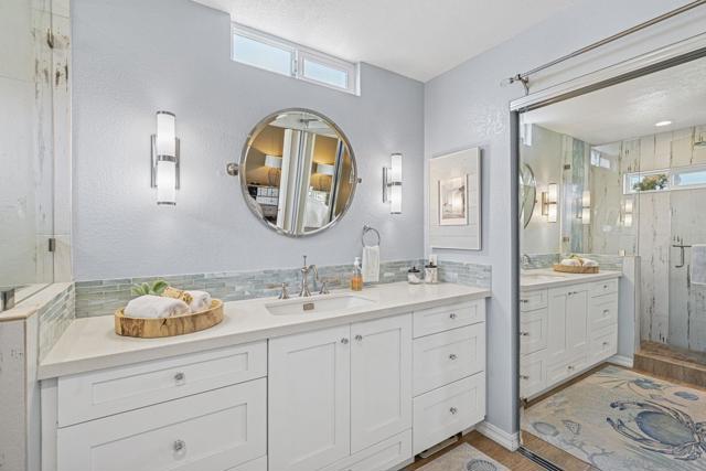 602 HOLLYRIDGE DRIVE, Encinitas CA: https://media.crmls.org/mediaz/f19eee0b-2c41-4b17-b1d1-9b558a01ef30.jpg