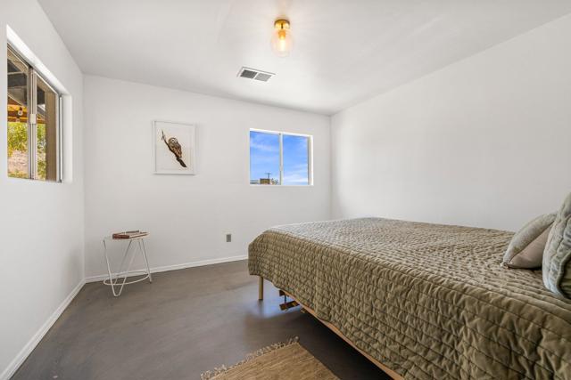 7648 Araby Avenue, 29 Palms CA: https://media.crmls.org/mediaz/f19f8d89-6e4d-471d-815d-33455d61c9ea.jpg