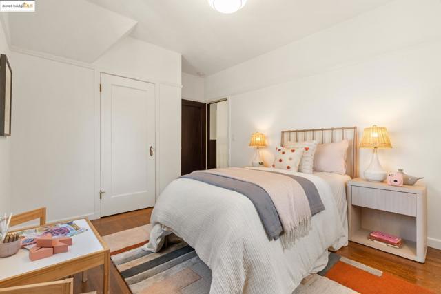 5815 Morpeth St, Oakland CA: https://media.crmls.org/mediaz/f19fe410-047c-41d3-8e48-0f311f7a66c7.jpg
