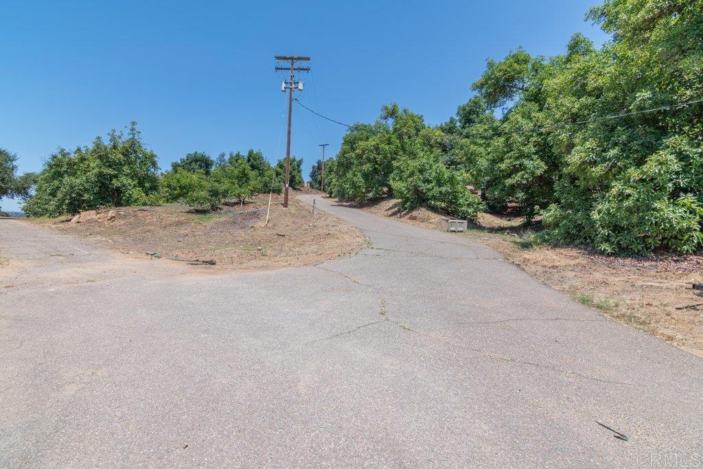 3137 Valley Parkway - photo 20