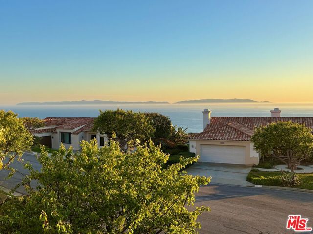 30963 Via La Cresta, Rancho Palos Verdes, California 90275, 4 Bedrooms Bedrooms, ,4 BathroomsBathrooms,Residential,Sold,Via La Cresta,25505459