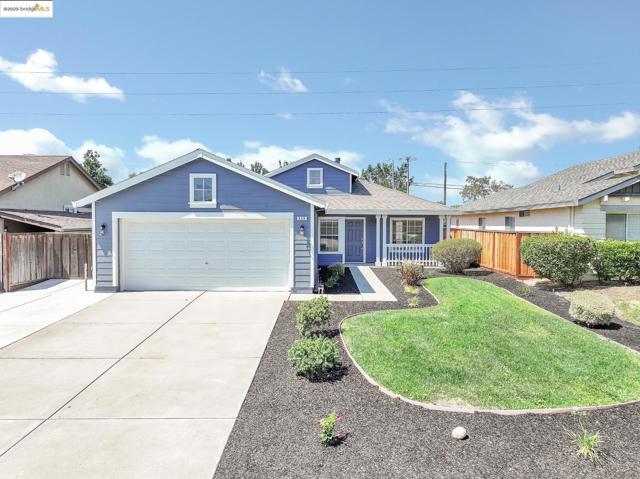 668 Miller Dr, Oakley CA: https://media.crmls.org/mediaz/f1a1f199-a0d4-49f1-84c2-9880075ca4e3.jpg