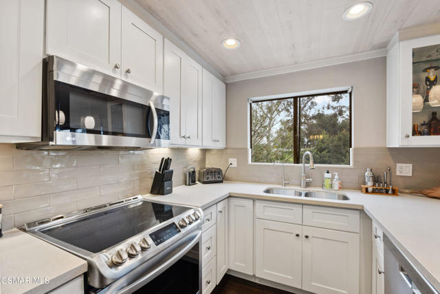 5000 S Centinela Avenue, Los Angeles CA: https://media.crmls.org/mediaz/f1a22d7f-b6c5-49ca-92d6-4ca8b611becc.jpg