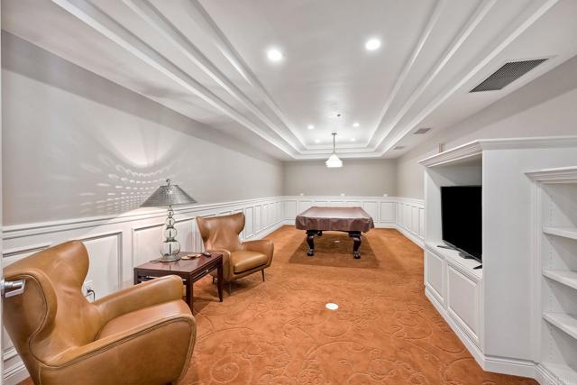 2400 5th Avenue, San Diego CA: https://media.crmls.org/mediaz/f1a4a483-094e-4d28-acaa-7a3bc5f575eb.jpg