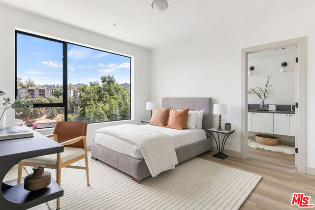 172 S Avenue 58, Los Angeles CA: https://media.crmls.org/mediaz/f1a5455a-f90d-4d3f-b9ea-13c7707261e6.jpg