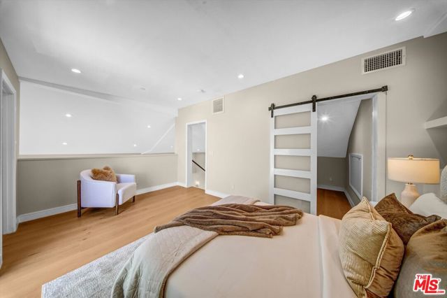 1902 Gates Avenue, Redondo Beach, California 90278, 3 Bedrooms Bedrooms, ,2 BathroomsBathrooms,Residential,For Sale,Gates,25597517