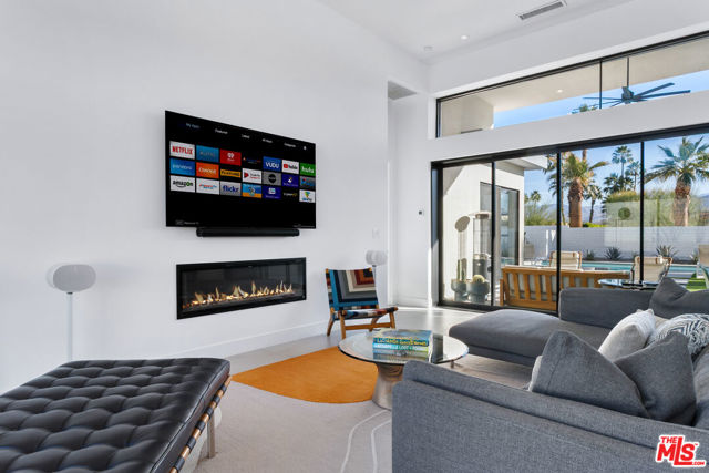 71108 Patricia Park Place, Rancho Mirage CA: https://media.crmls.org/mediaz/f1a6a069-4edd-447a-8622-b28521ebbe0c.jpg