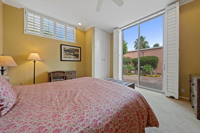 46650 Amir Drive, Palm Desert CA: https://media.crmls.org/mediaz/f1a7444d-d544-4daa-8f1b-a506f4105bea.jpg