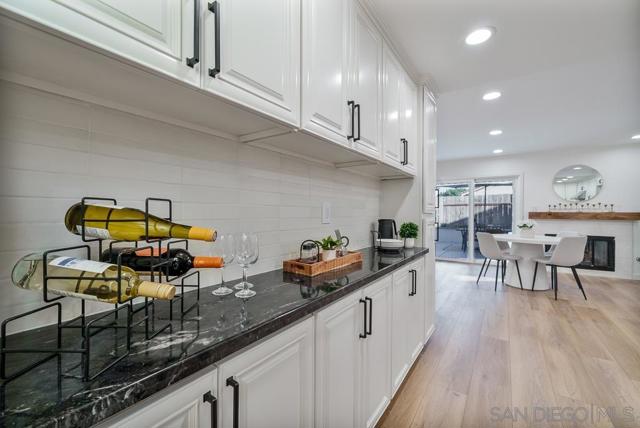 11289 Silver Buckle Way, San Diego CA: https://media.crmls.org/mediaz/f1a749ba-b6fc-4632-b12c-2f114c53162a.jpg