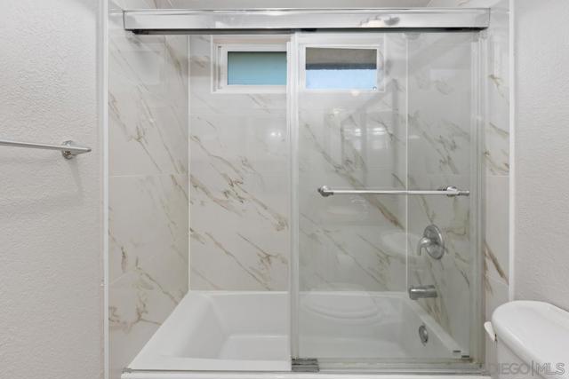 6666 Beadnell Way, San Diego CA: https://media.crmls.org/mediaz/f1a98fd7-653b-41cf-a8b9-8fc9b6712b78.jpg