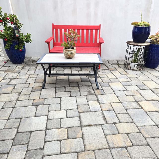 1525 Monroe Avenue, San Diego CA: https://media.crmls.org/mediaz/f1a9acde-1b69-485e-840b-8f0a0009d3e5.jpg