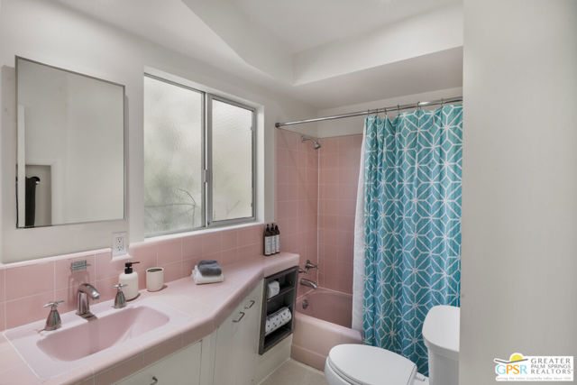 780 S Palo Verde Avenue, Palm Springs CA: https://media.crmls.org/mediaz/f1aa2274-3e6f-483f-9028-888f2fc15c57.jpg