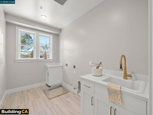 Image 26 of 42 For 259 Haleena Place