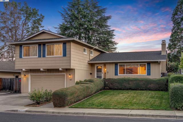7628 Driftwood Way