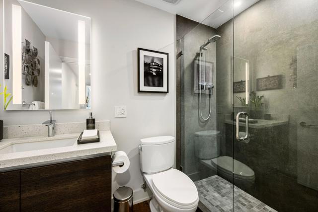 1047 Hunter Drive, Palm Springs CA: https://media.crmls.org/mediaz/f1ab73aa-ed86-4fc3-955f-0e0856132280.jpg