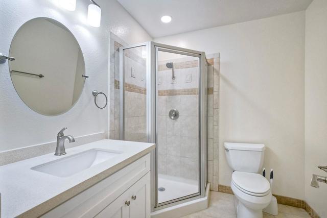 5370 La Jolla Blvd, La Jolla CA: https://media.crmls.org/mediaz/f1ab9b87-6a31-47bd-81e9-b5ff19cb8d4b.jpg