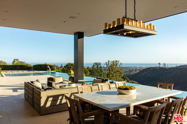Drew Fenton | 1601 Casale Road Pacific Palisades CA | MLS: 7563220