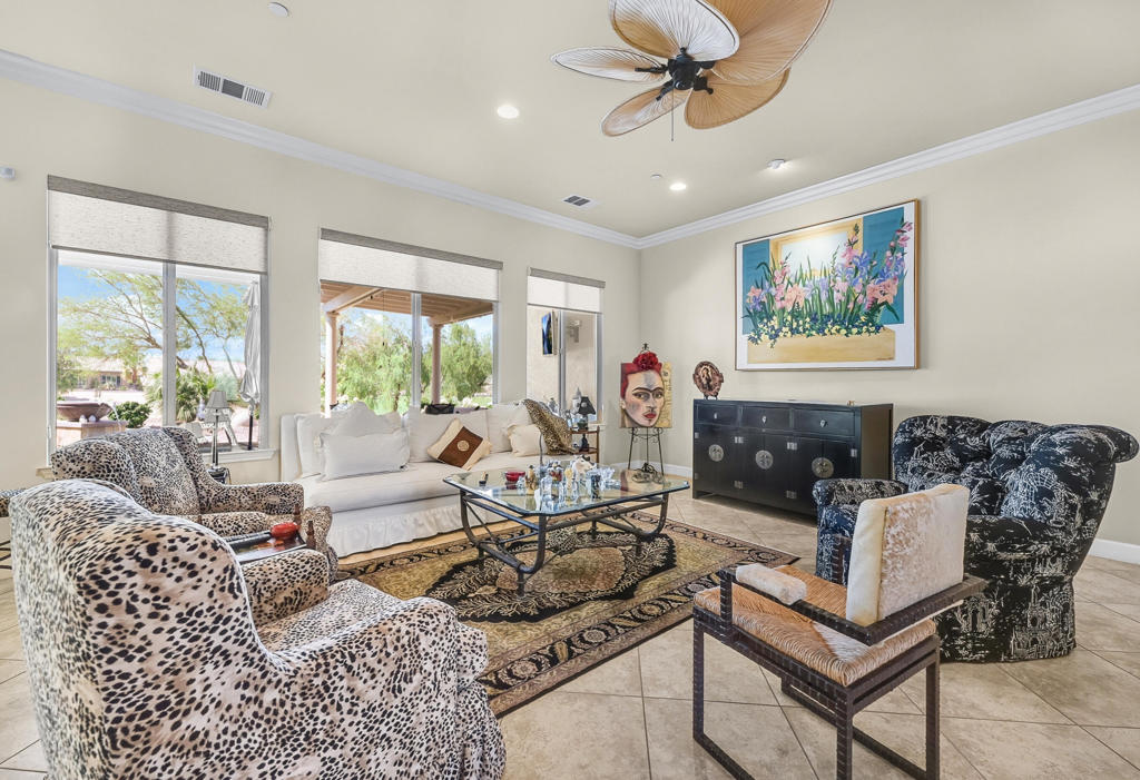 MLS #219137489DA image #9