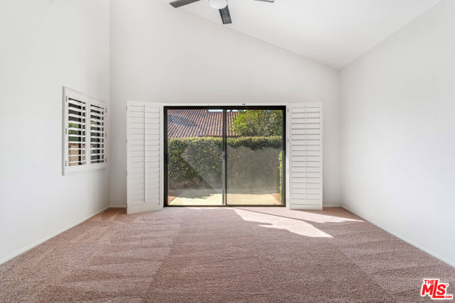 62 Calle Solano, Rancho Mirage CA: https://media.crmls.org/mediaz/f1ae5be6-6630-45ae-8ed2-aa0792abb261.jpg