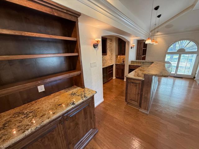 695 San Bruno Way, Salinas CA: https://media.crmls.org/mediaz/f1af16b7-d718-43fb-b2a4-c39bcffcb543.jpg
