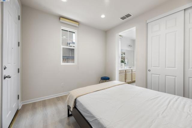 257 E Terra Mia Ave, Mountain House CA: https://media.crmls.org/mediaz/f1af5a20-f62c-4cf1-9768-ea5c2623c82c.jpg