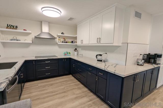 11416 Osoyoos Pl, San Diego CA: https://media.crmls.org/mediaz/f1afb438-fff3-4449-a9ec-57e80fefc2d7.jpg