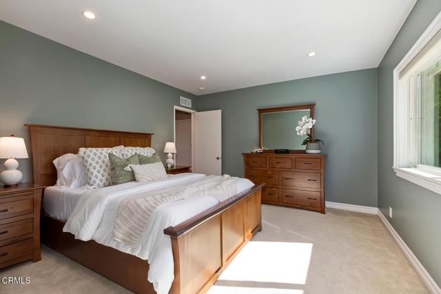423 Lakeview Road, Pasadena CA: https://media.crmls.org/mediaz/f1b02c45-f793-4ae3-8054-d86bc595958f.jpg