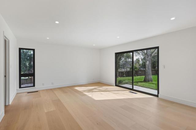 340 Arden Road, Hillsborough CA: https://media.crmls.org/mediaz/f1b0cec3-9502-49d7-8f9a-565b59baa36a.jpg