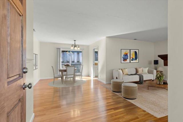 41 Ralston Drive, Monterey CA: https://media.crmls.org/mediaz/f1b190d2-24a5-4eba-91d0-25207216860b.jpg