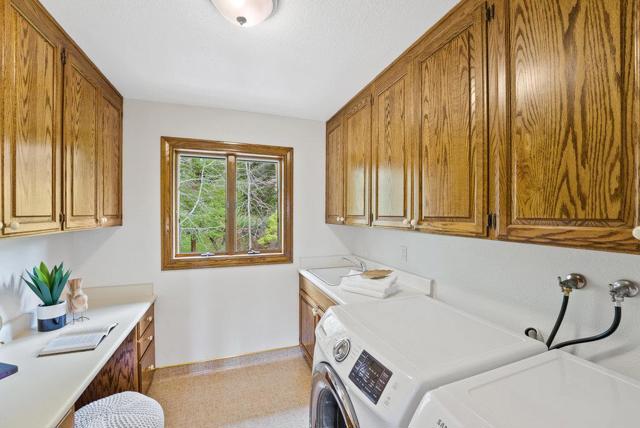 110 Limestone Lane, Santa Cruz CA: https://media.crmls.org/mediaz/f1b25bbe-fcf8-4547-95b7-6a0f53fe3296.jpg