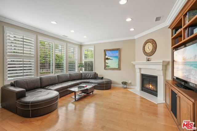 1230 Wisteria Avenue, La Habra CA: https://media.crmls.org/mediaz/f1b2cf0f-9783-4be9-beb2-73f3f503069e.jpg