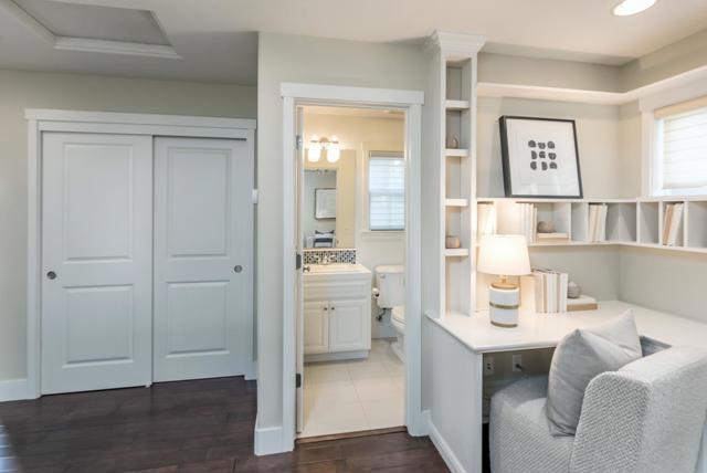 207 Pearl Lane, Menlo Park CA: https://media.crmls.org/mediaz/f1b325f8-ea06-411e-a679-c76a44384d34.jpg