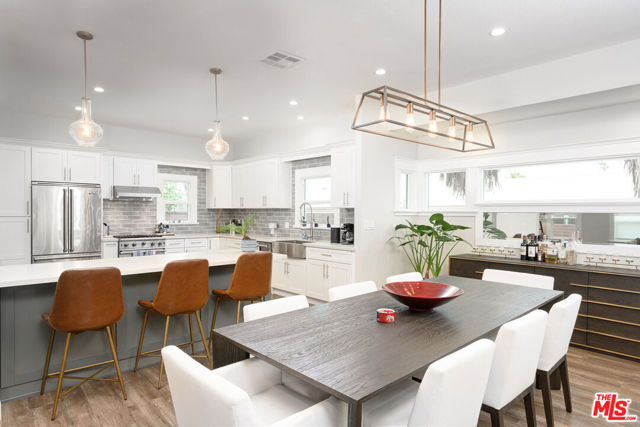 1319 12th Avenue, Los Angeles CA: https://media.crmls.org/mediaz/f1b4687f-2ba0-4827-a52d-c2add0180de6.jpg