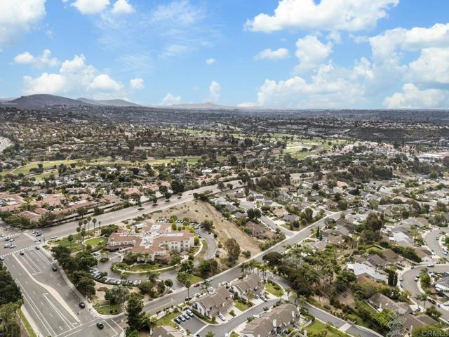 Detail Gallery Image 38 of 45 For 7012 Goldenrod Way, Carlsbad,  CA 92011 - 3 Beds | 2/1 Baths