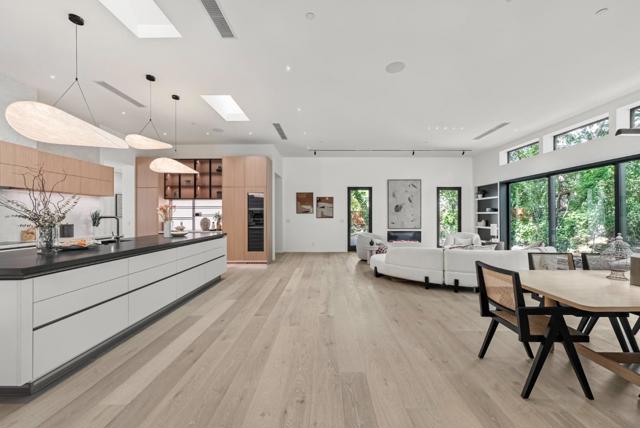 1068 Riverside Drive, Los Altos CA: https://media.crmls.org/mediaz/f1b6bad1-88bd-4eef-beea-152c27aeb433.jpg