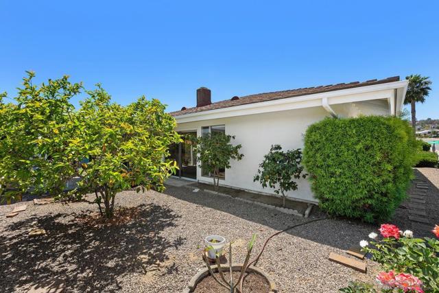 12226 Casero Ct., San Diego CA: https://media.crmls.org/mediaz/f1b6ec2f-8e2e-4abc-8dcd-d74fd078044d.jpg