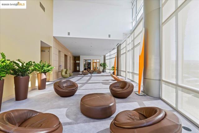 1 Lakeside Dr, Oakland CA: https://media.crmls.org/mediaz/f1b89931-f167-4526-a875-a350702f1608.jpg