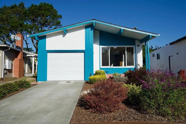 621 Forest Lake Drive, Pacifica CA: https://media.crmls.org/mediaz/f1ba13f3-faa4-4589-8b52-d7d0b3a07035.jpg