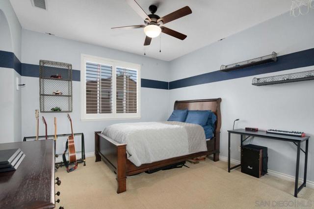 1460 Lauren Court, Encinitas CA: https://media.crmls.org/mediaz/f1ba7c2d-6f92-4fd6-af40-f560a66288e5.jpg