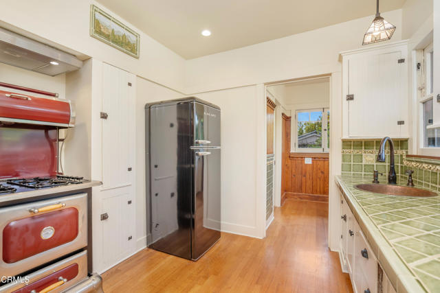Detail Gallery Image 9 of 28 For 845 S Los Robles Ave, Pasadena,  CA 91106 - 1 Beds | 1 Baths