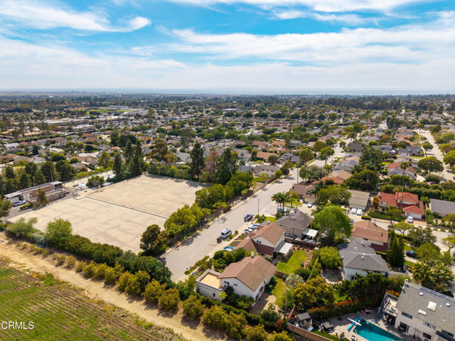 Detail Gallery Image 5 of 48 For 6397 Loma Vista Rd, Ventura,  CA 93003 - 4 Beds | 2/1 Baths