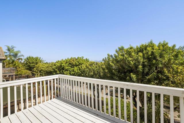 2524 Seattle Drive, El Cajon CA: https://media.crmls.org/mediaz/f1bab104-31fb-42bf-ae44-f67e8c4863fb.jpg