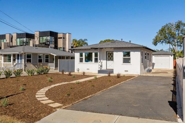 Detail Gallery Image 2 of 15 For 1010 Grand Ave, Carlsbad,  CA 92008 - 2 Beds | 1 Baths