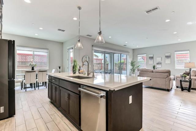 6736 Grasshopper Avenue, Newark CA: https://media.crmls.org/mediaz/f1bcdf86-f828-4bf0-a878-a5e1e79ea7ac.jpg